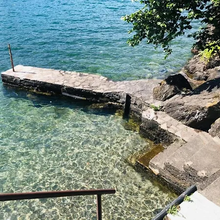 By Near Di Lägenhet Dervio